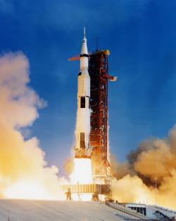 apollo11launch.jpg