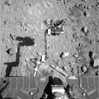 20041028_rover_spiritarm_04.jpg